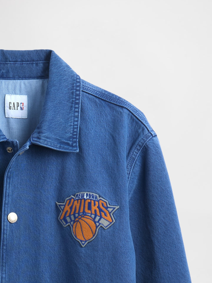 GAP NBA Chicago Bulls Logo Denim Coaches Jacket