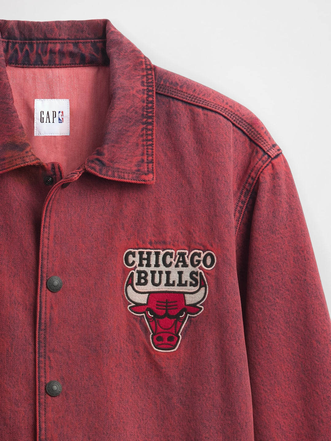 GAP NBA Chicago Bulls Logo Denim Coaches Jacket