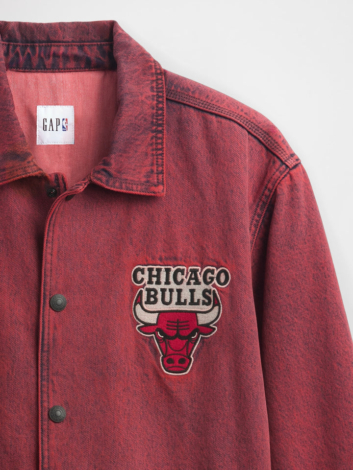 GAP NBA Chicago Bulls Logo Denim Coaches Jacket