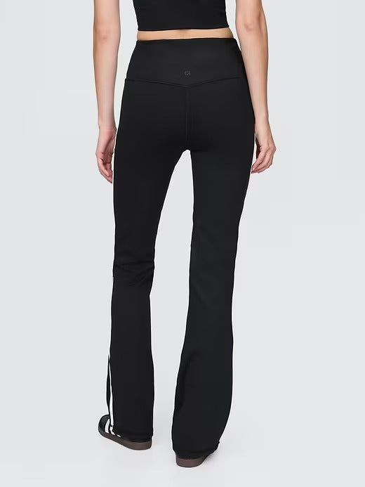 Gap GapFit Sky High Rise Power Flare Leggings