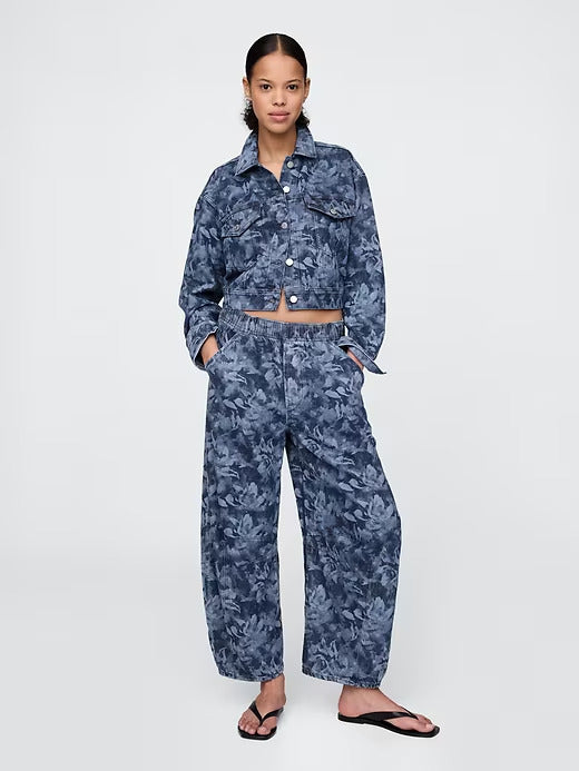 Gap Mid Rise UltraSoft Easy Horseshoe Jeans