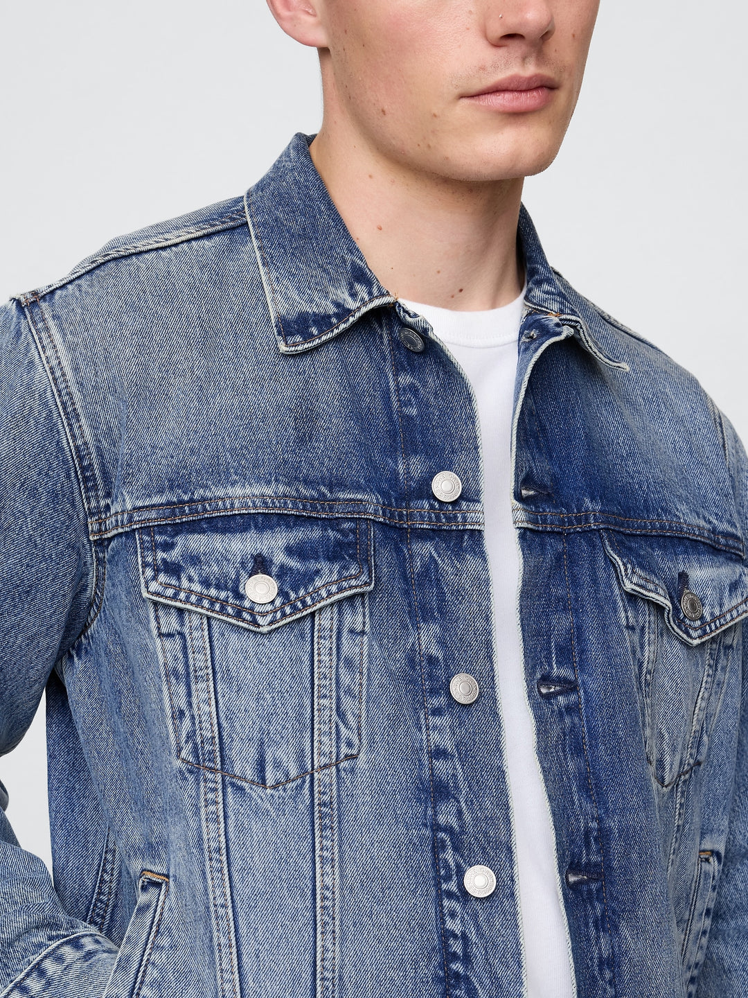 GAP Classic Icon Denim Jacket