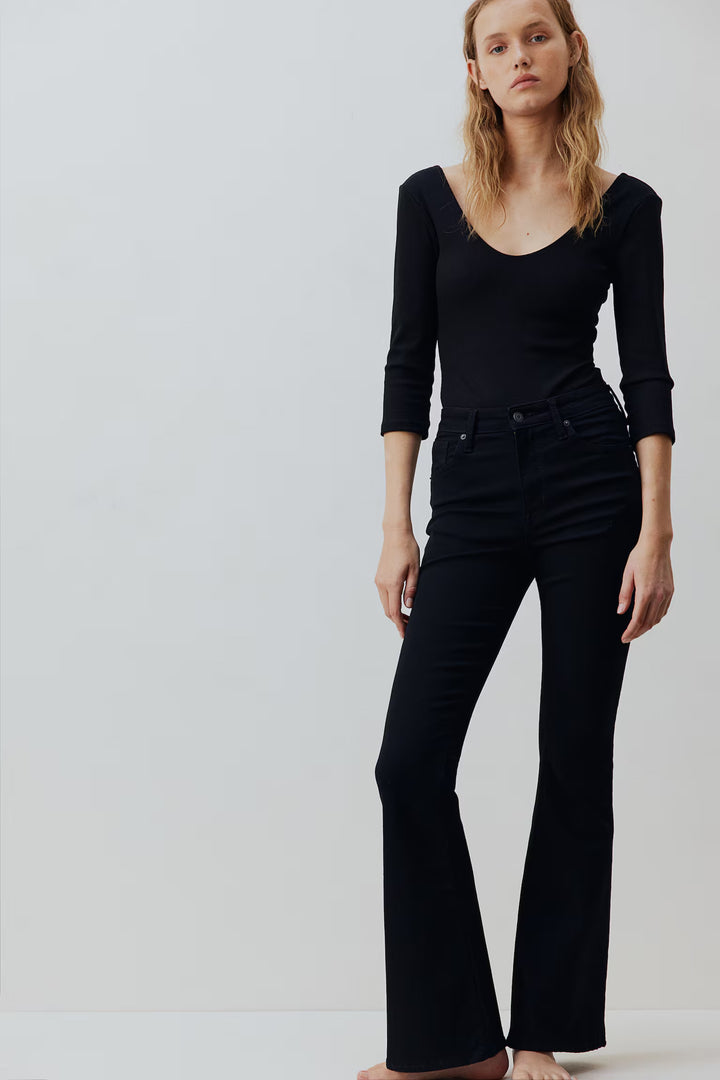 H&M Flared Ultra High Jeans