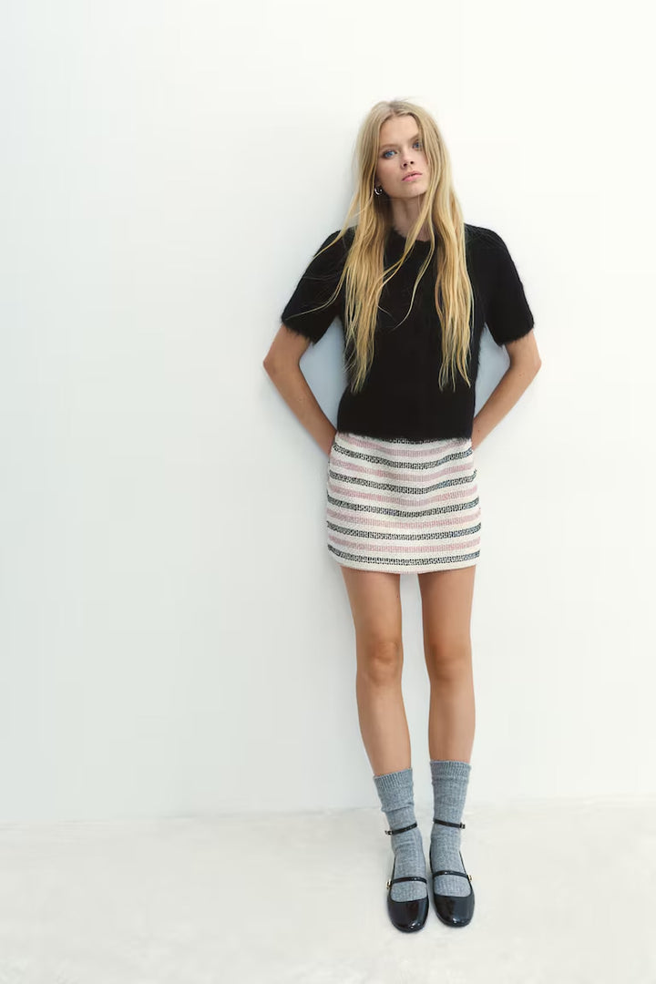 H&M GLITTERY TEXTURED MINI SKIRT