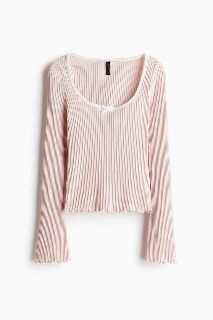 H&M RIBBED TOP WITH OVERLOCKED TRIM