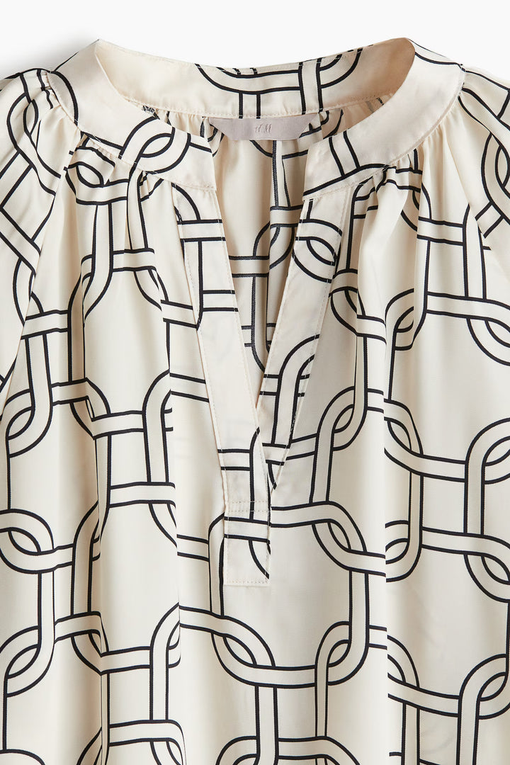H&M Balloon-Sleeved Blouse