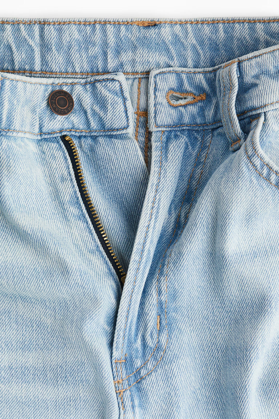 H&M Curvy Fit Wide Ultra High Jeans