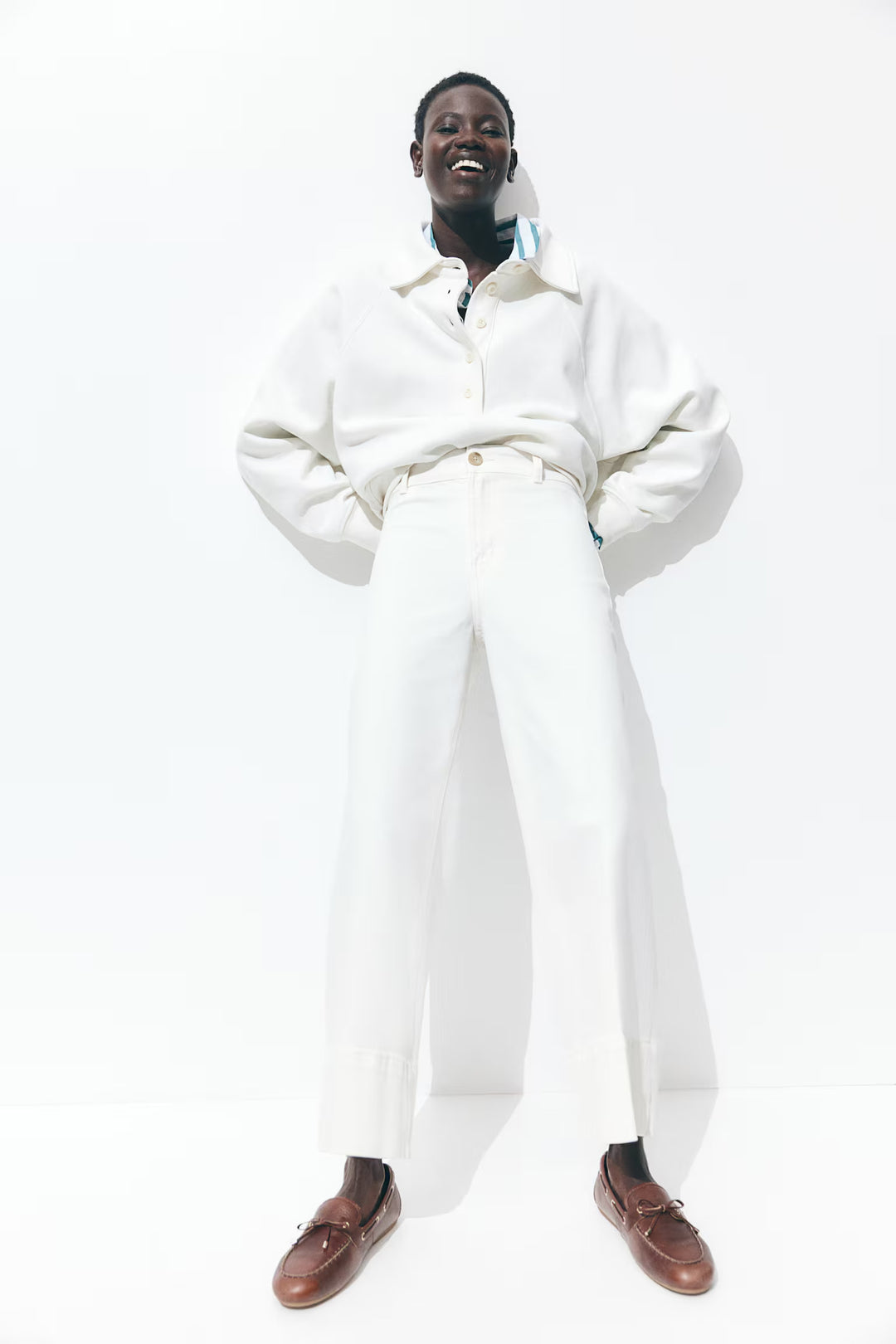 H&M High Rise Wide Leg Cropped Jeans