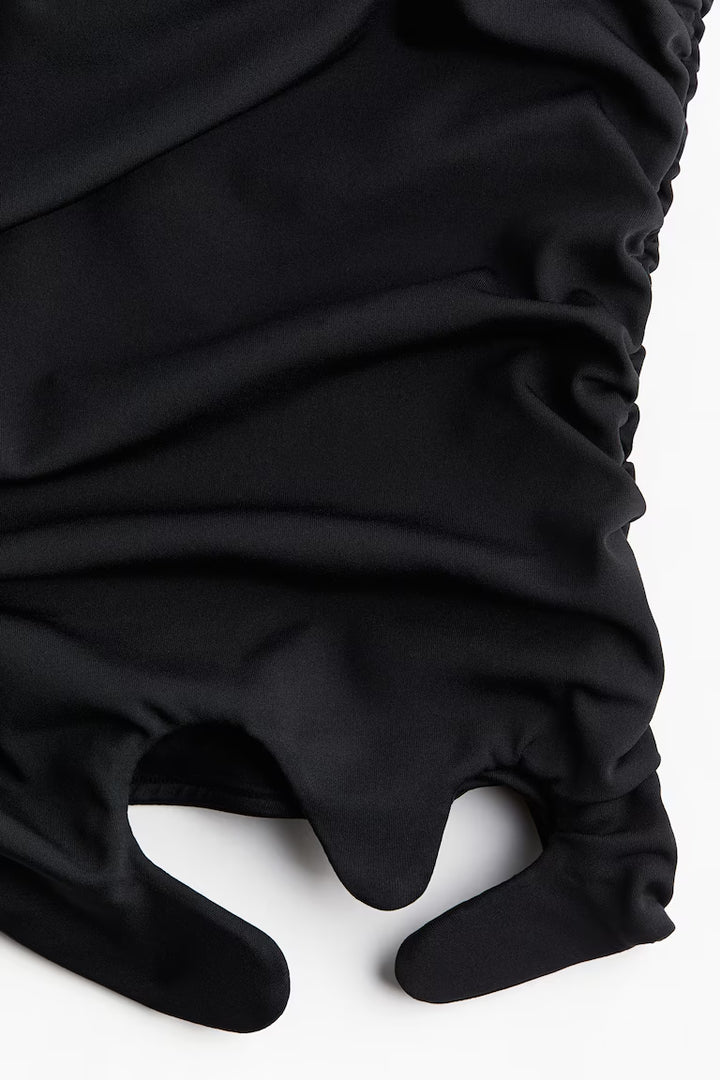 H&M BANDEAU TOP WITH CUT-OUT DETAIL