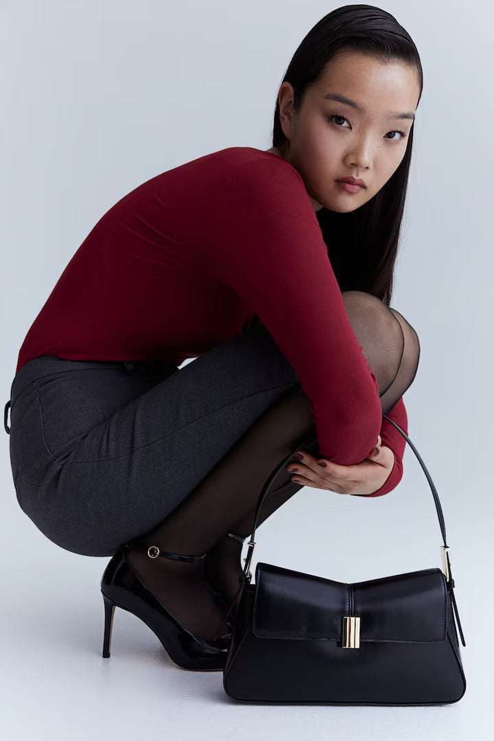 H&M LACE-TRIMMED RIBBED TOP