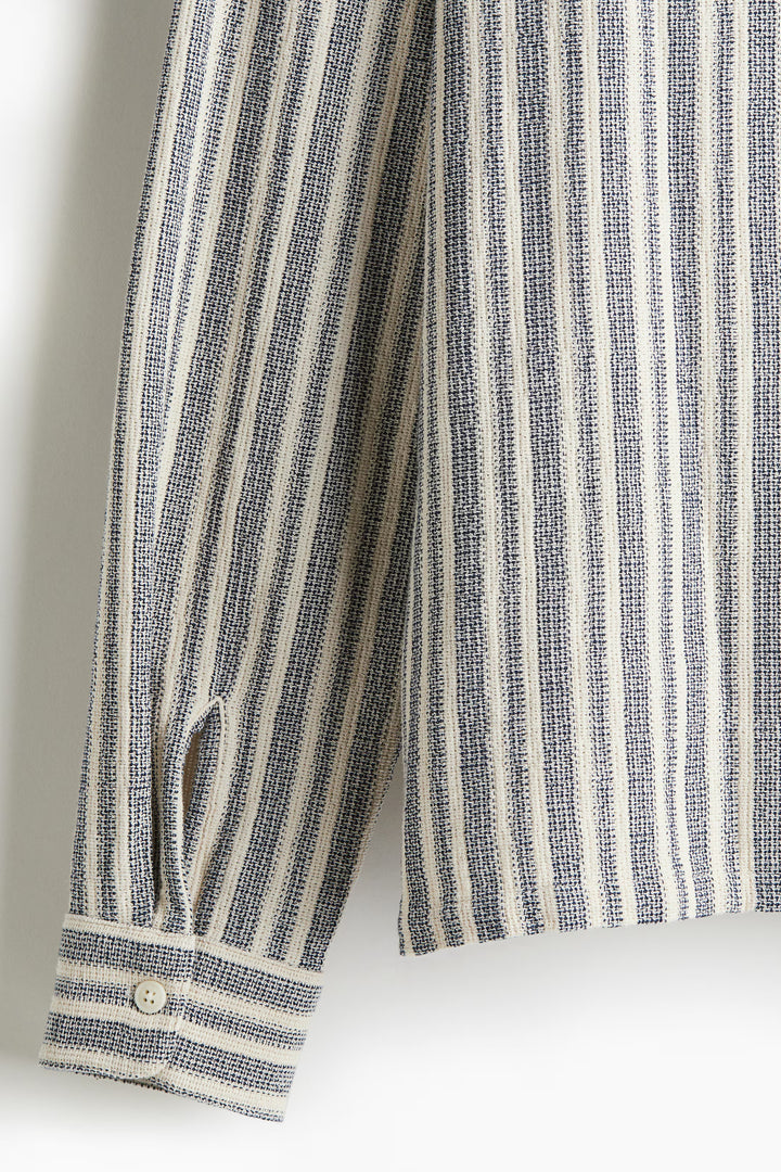 H&M Regular-Fit Textured Shirt