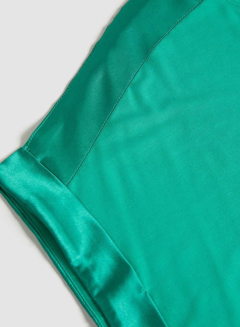 LAURA Solid T-Shirt with Satin Details