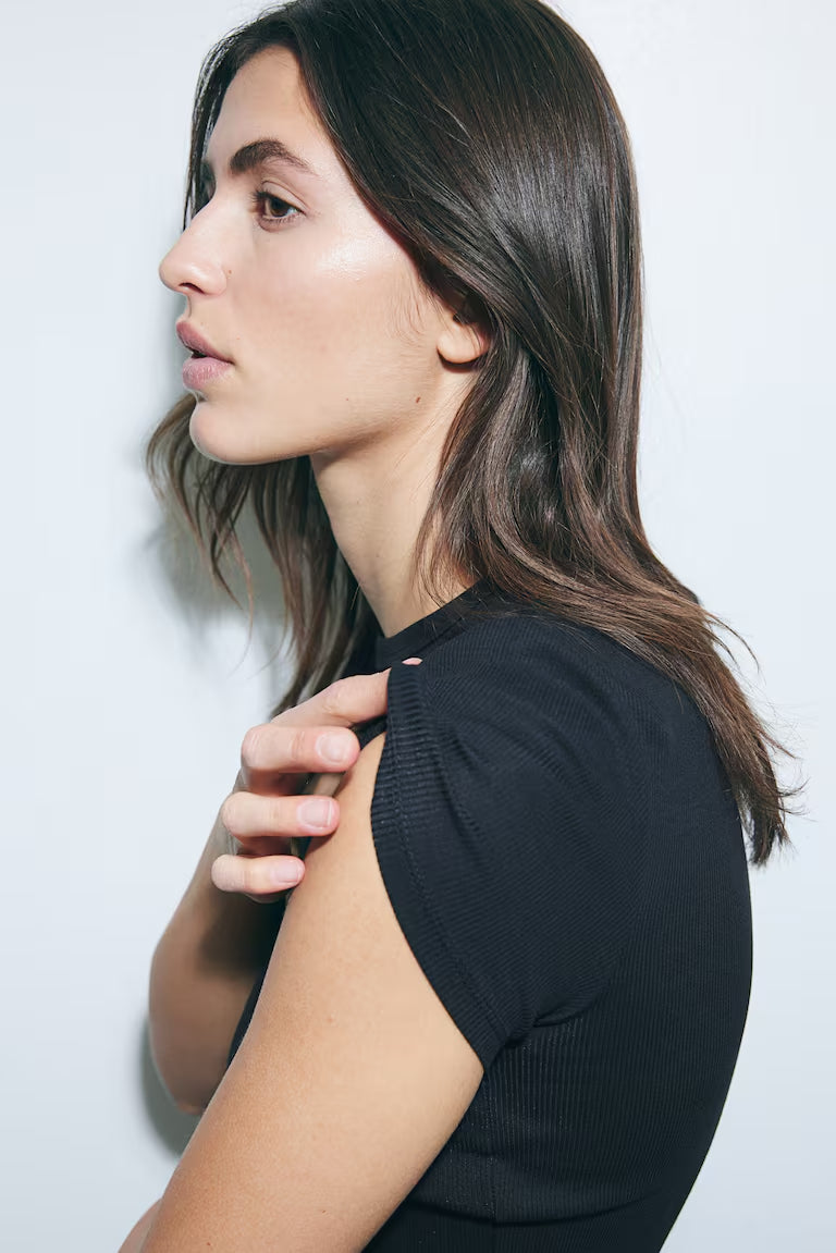 H&M RIBBED T-SHIRT