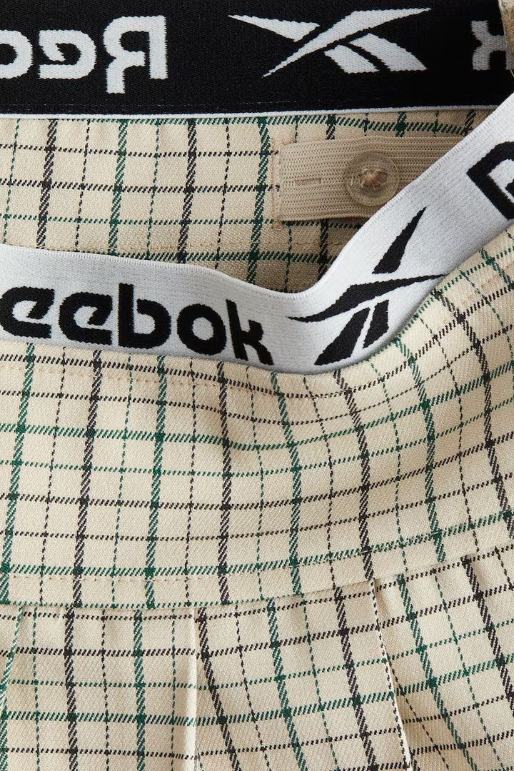 H&M Pleated Motif-Detail Skirt