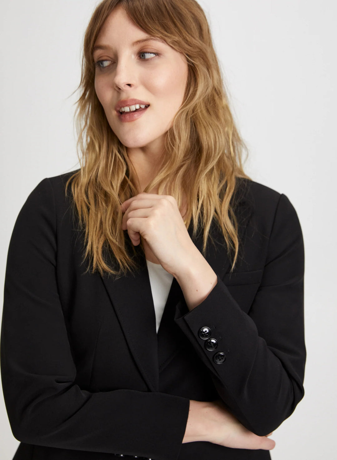 LAURA Notched Collar Blazer
