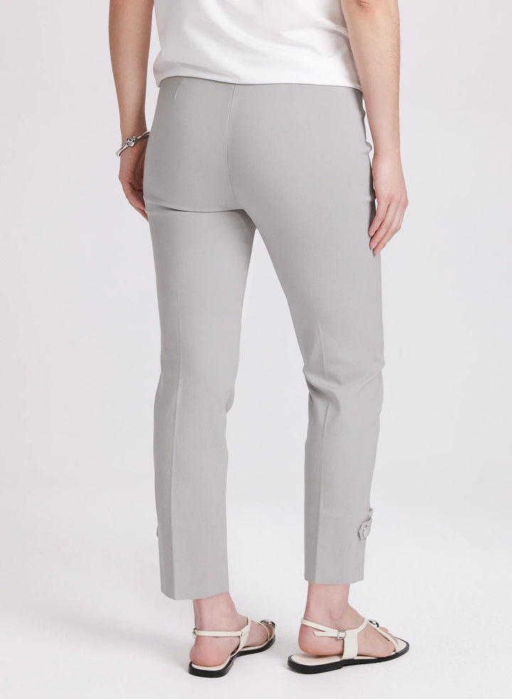 LAURA Sofia Slim-Leg Pants - Short