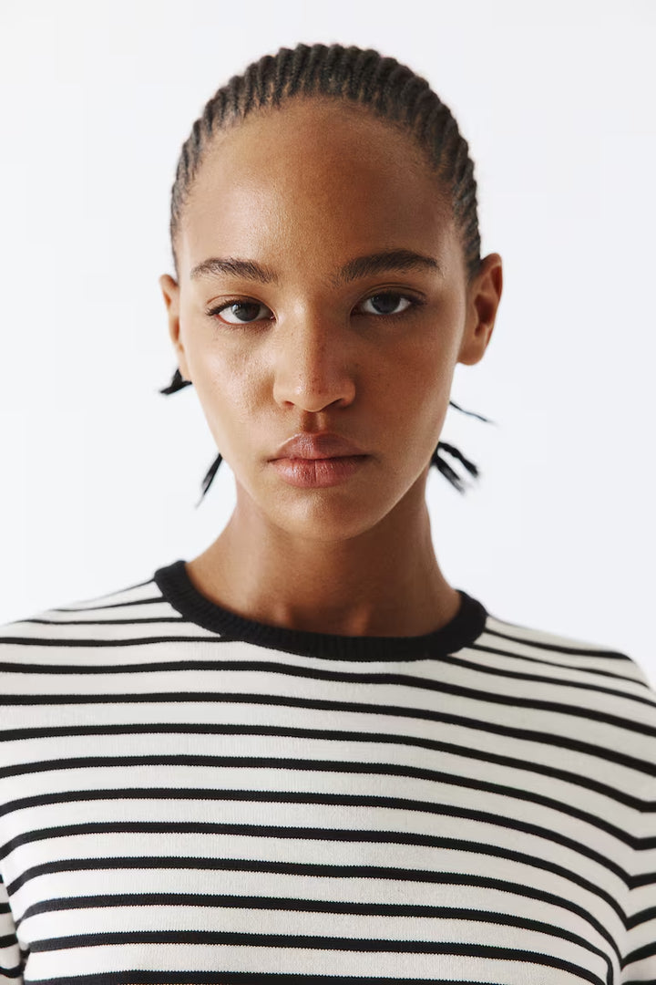 H&M FINE-KNIT T-SHIRT