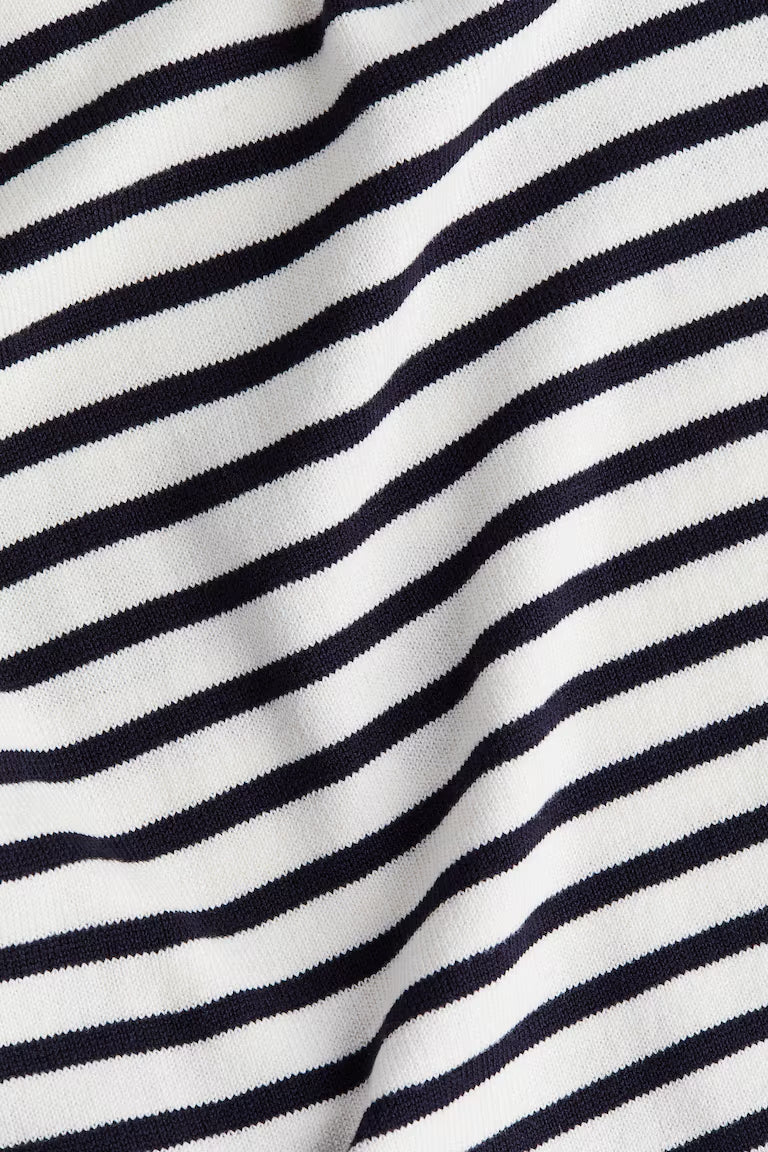 H&M FINE-KNIT T-SHIRT