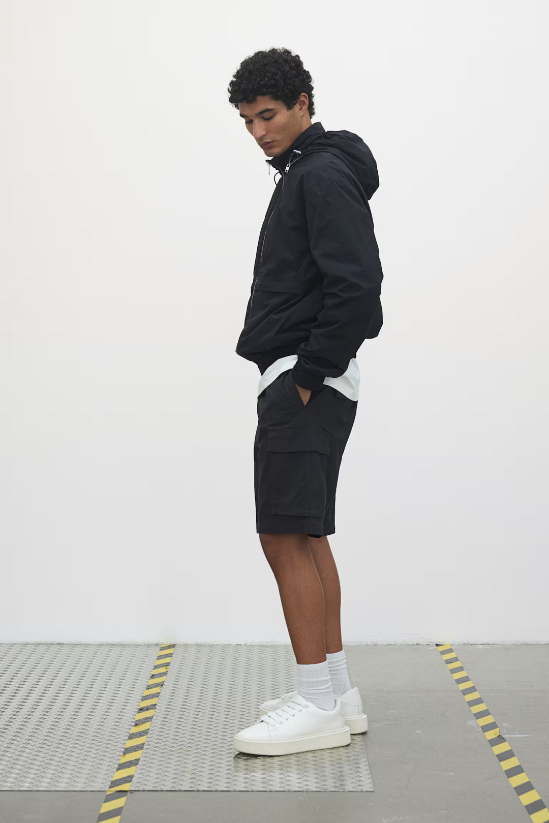 H&M Regular-Fit Cargo Shorts