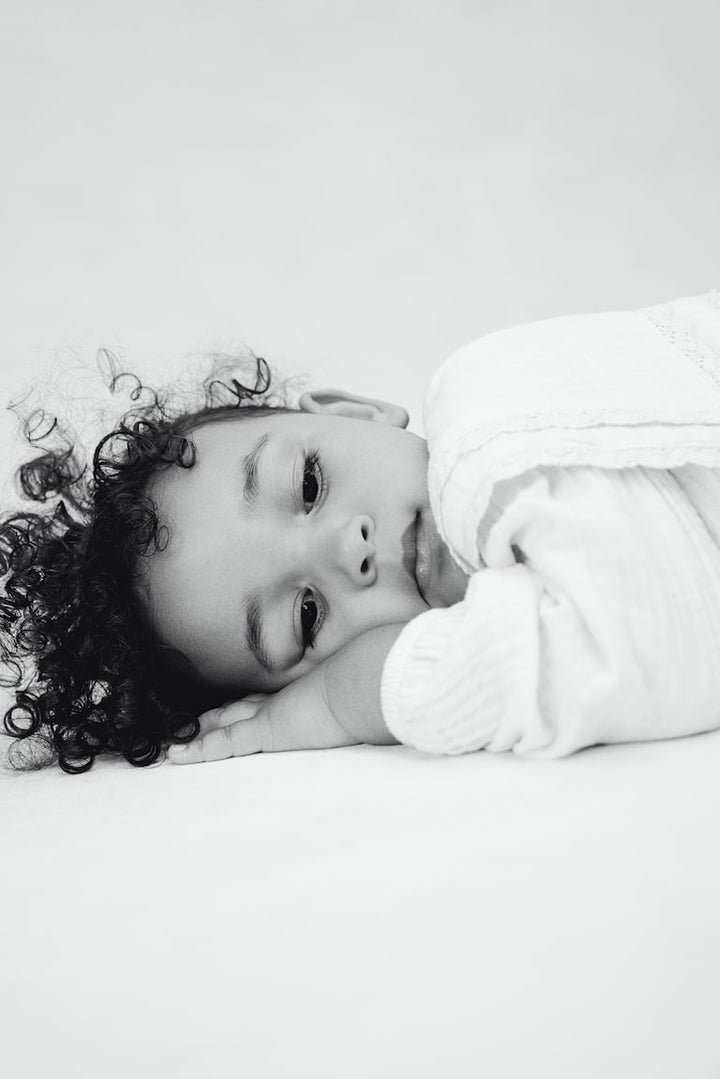 H&M Lace-Trimmed Muslin Blouse