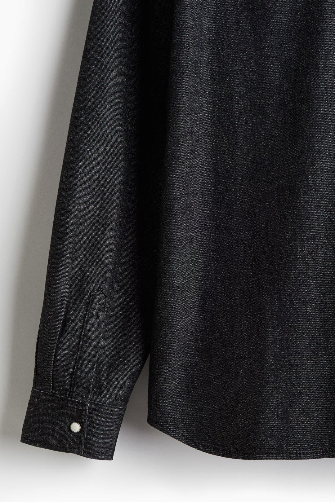 H&M Regular-Fit Denim Shirt