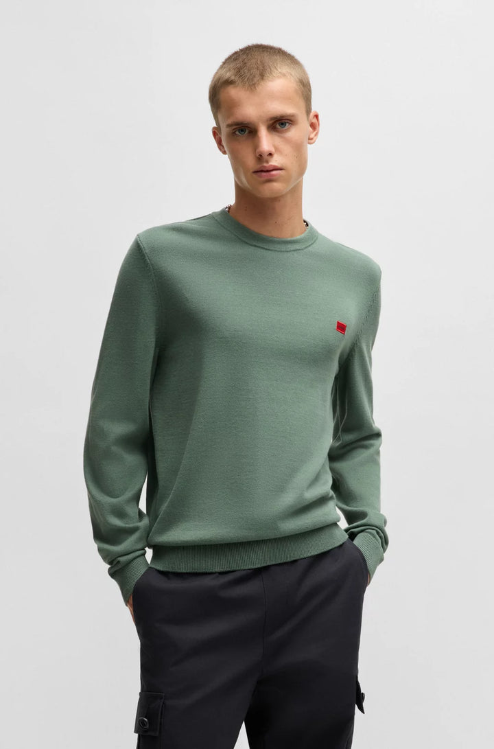 HUGO Knitted cotton sweater with red logo label