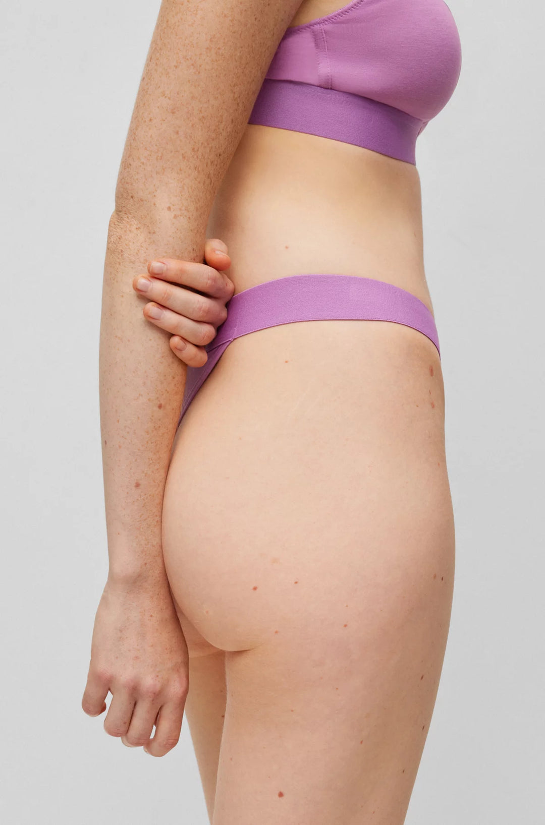 HUGO Stretch-cotton thong briefs with red logo label