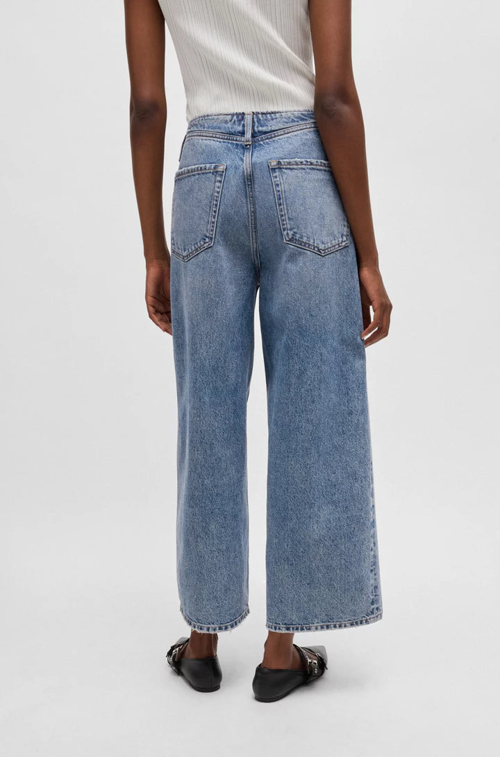 HUGO RELAXED-FIT JEANS WITH CROPPED LENGTH