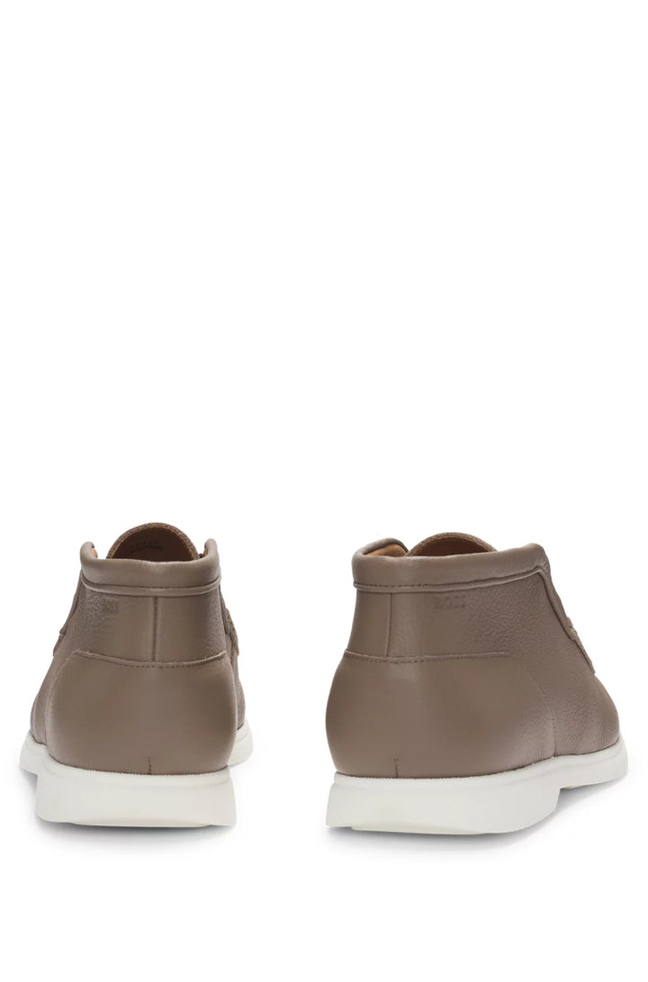 Boss Desert boots in tumbled leather with apron toe