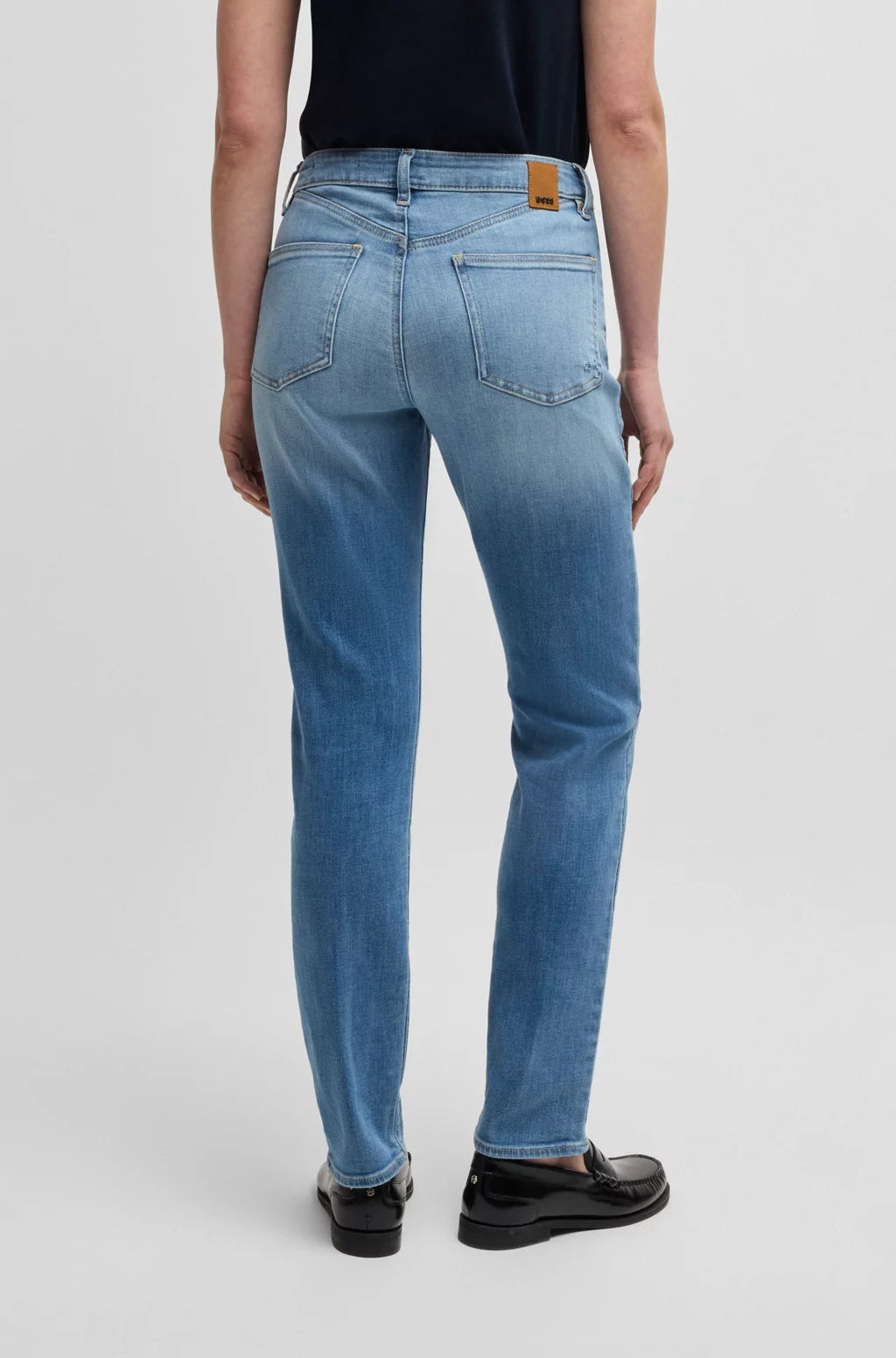 BOSS SLIM-FIT JEANS IN WASHED BLUE STRETCH DENIM