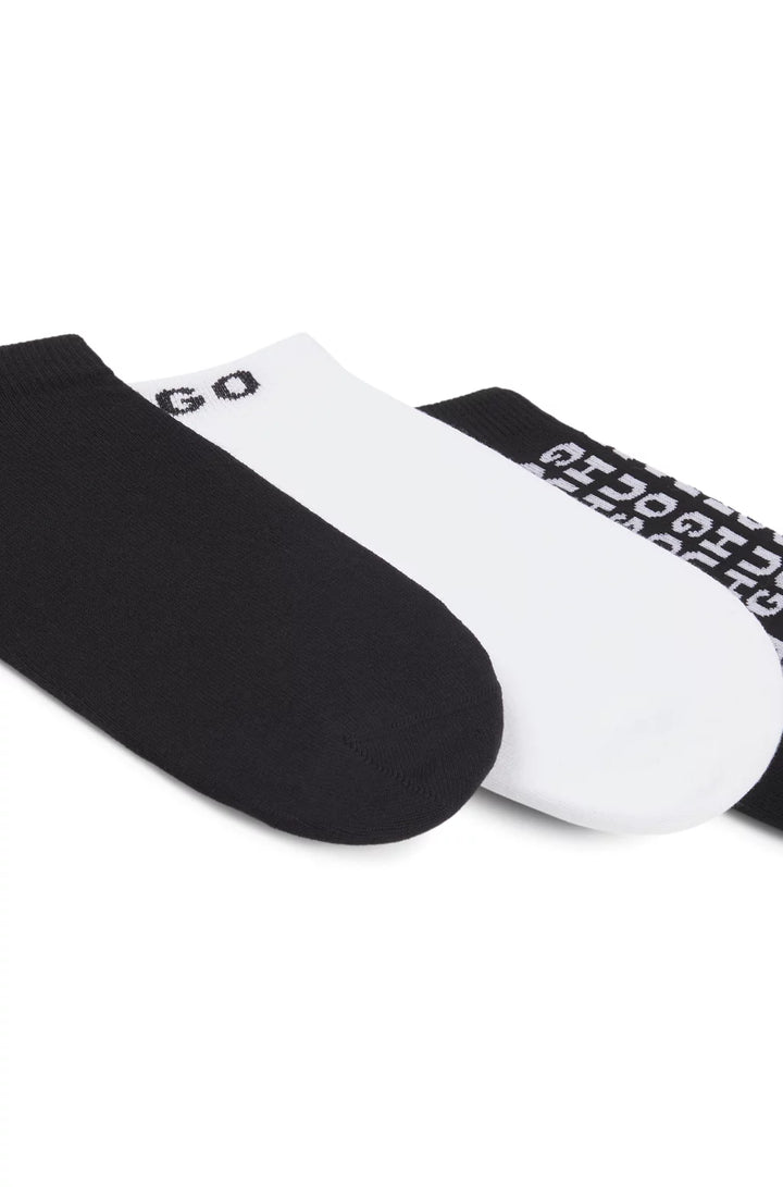 HUGO THREE-PACK OF ANKLE SOCKS WITH CONTRAST LOGOS