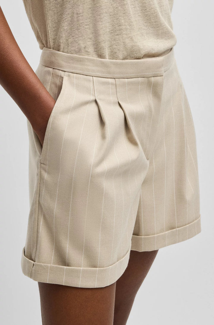 BOSS TAPERED-FIT SHORTS IN PINSTRIPE STRETCH FABRIC