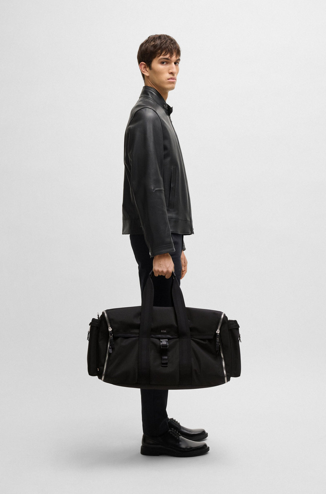 Boss Holdall with zipped suit compartment