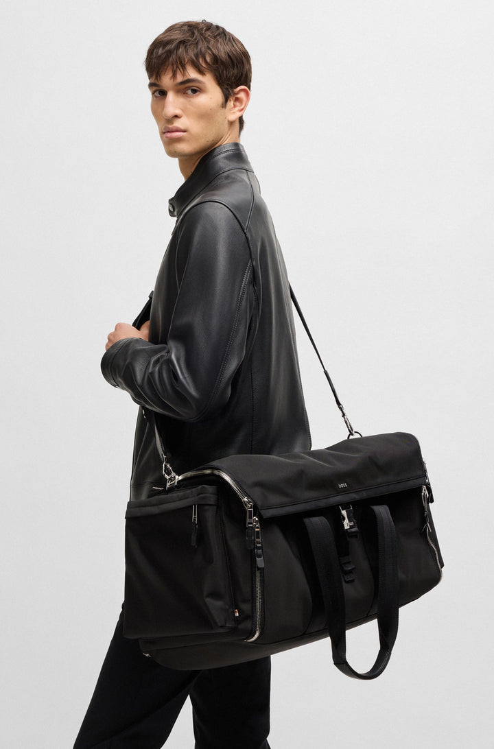 Boss Holdall with zipped suit compartment