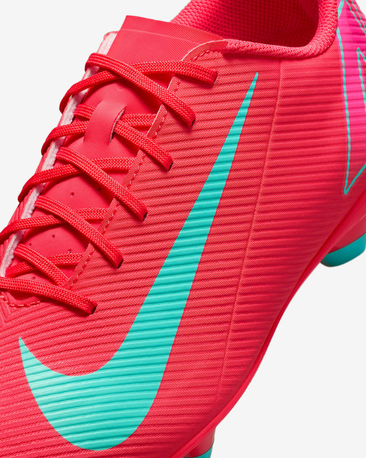 Nike Mercurial Vapor 16 Club Multi-Ground Low-Top Soccer Cleats