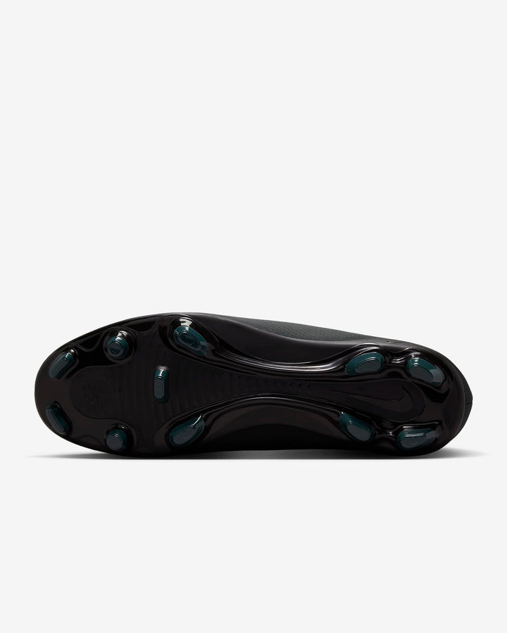 Nike Mercurial Vapor 16 Club Multi-Ground Low-Top Soccer Cleats