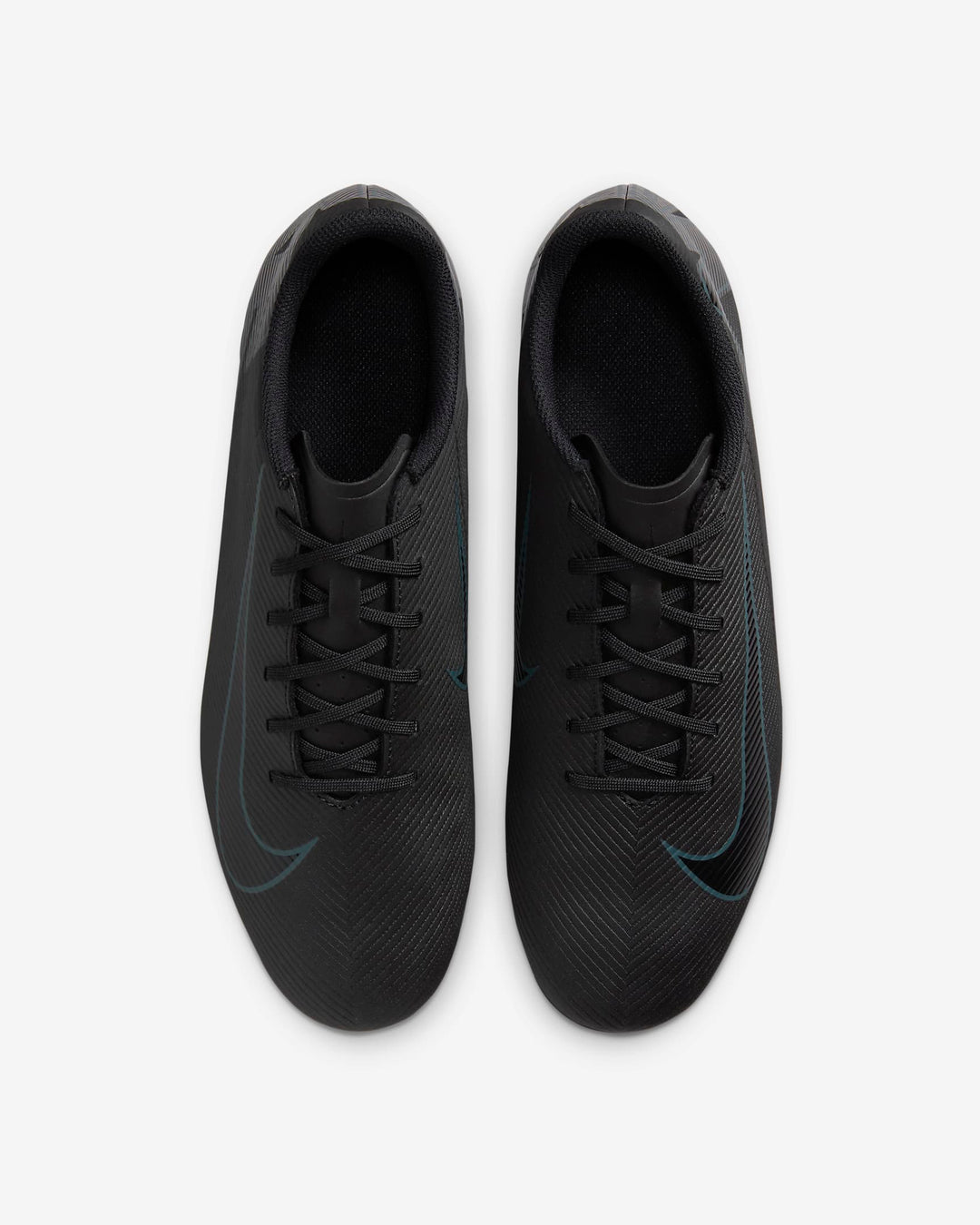 Nike Mercurial Vapor 16 Club Multi-Ground Low-Top Soccer Cleats