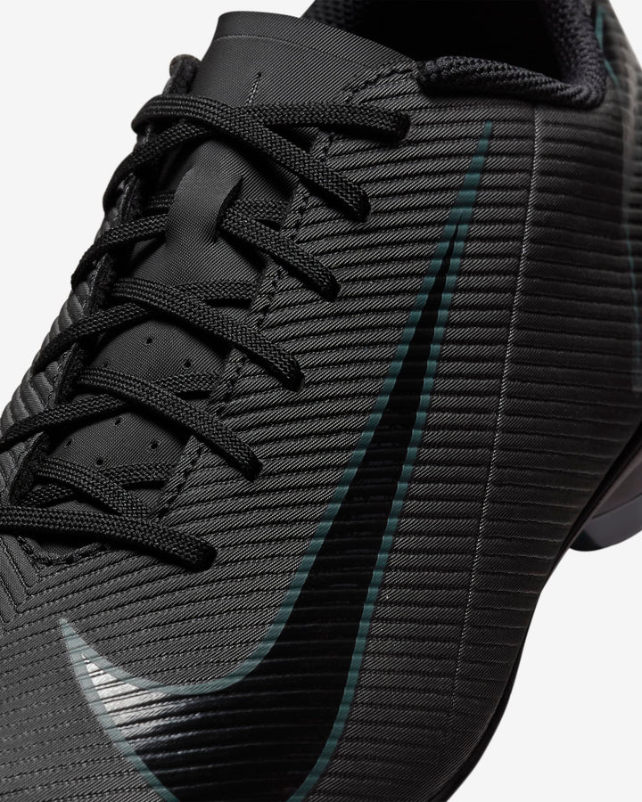 Nike Mercurial Vapor 16 Club Multi-Ground Low-Top Soccer Cleats