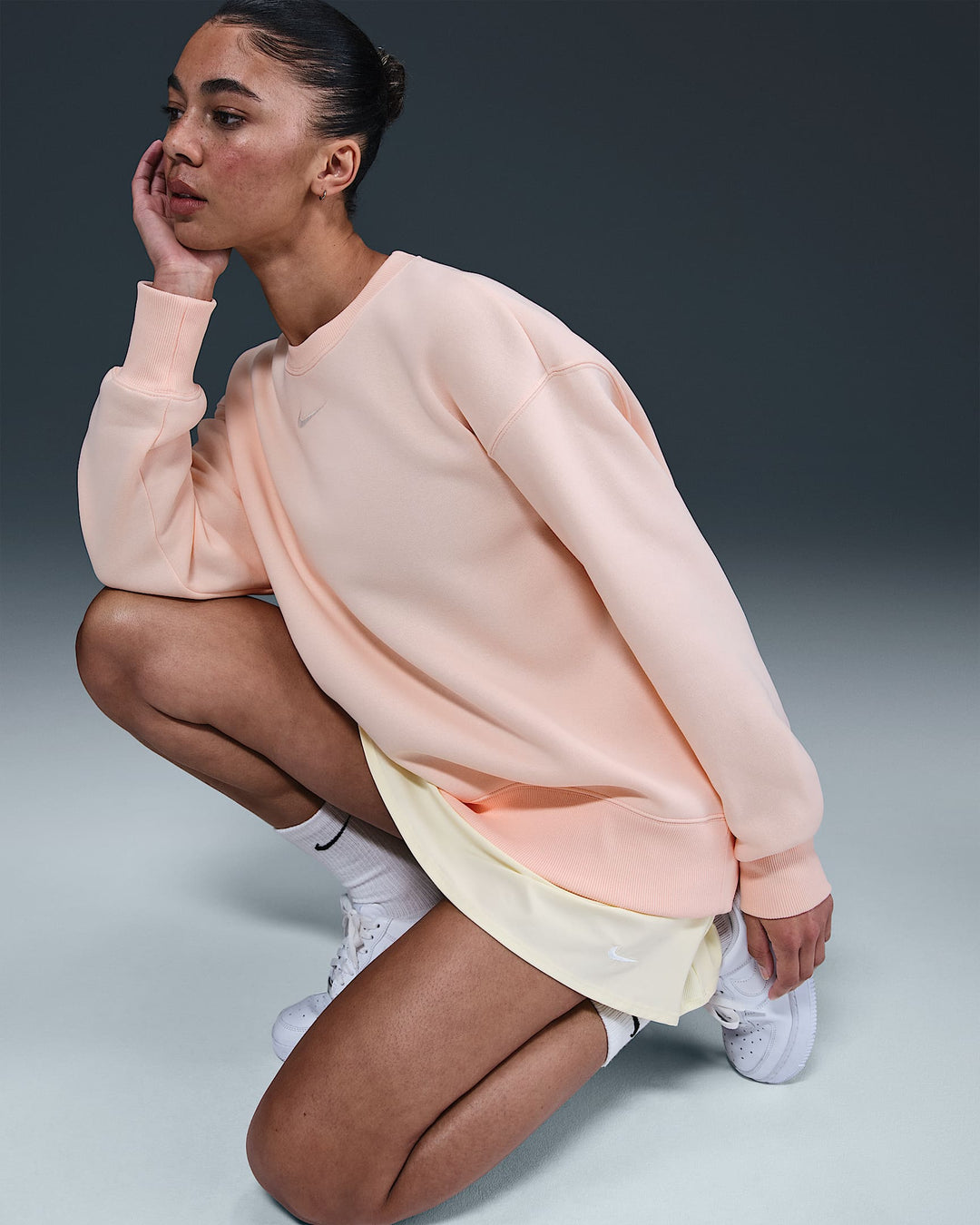 Nike Sportswear Phoenix Fleece Women's Oversized Crew-Neck Sweatshirt
