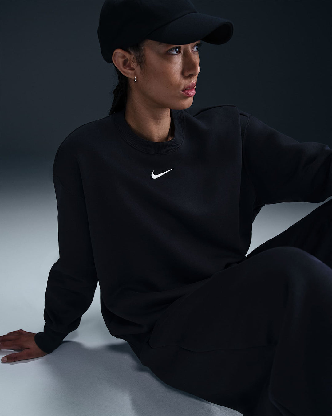 Nike Sportswear Phoenix Fleece Women's Oversized Crew-Neck Sweatshirt