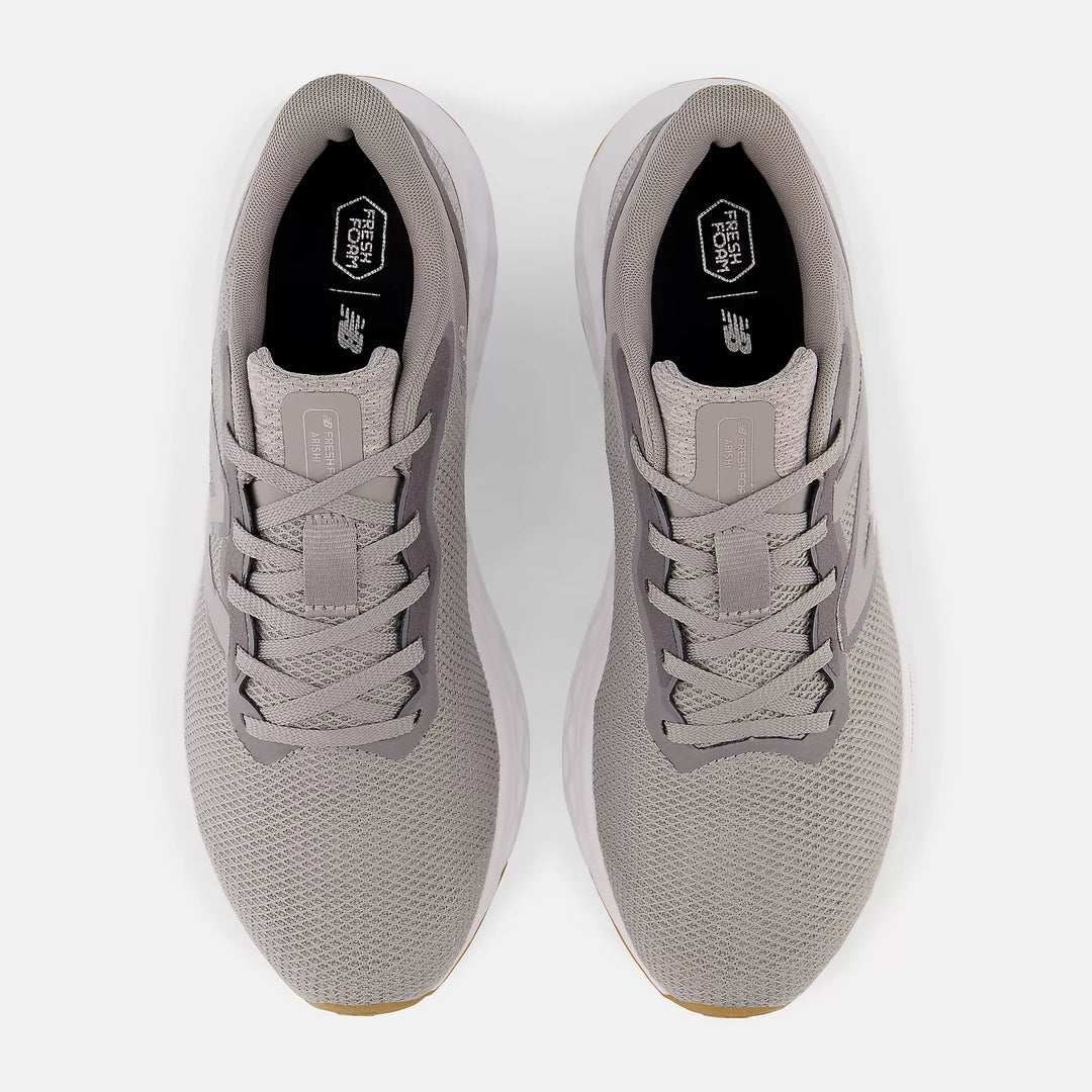 New Balance  608v5