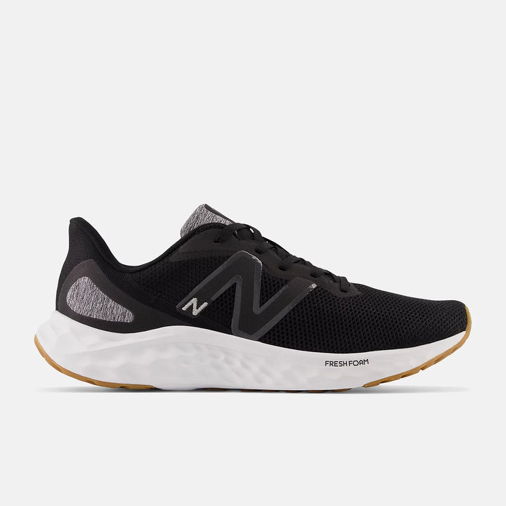 New Balance  608v5