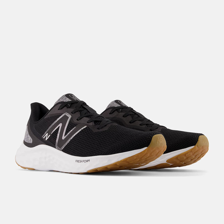 New Balance  608v5