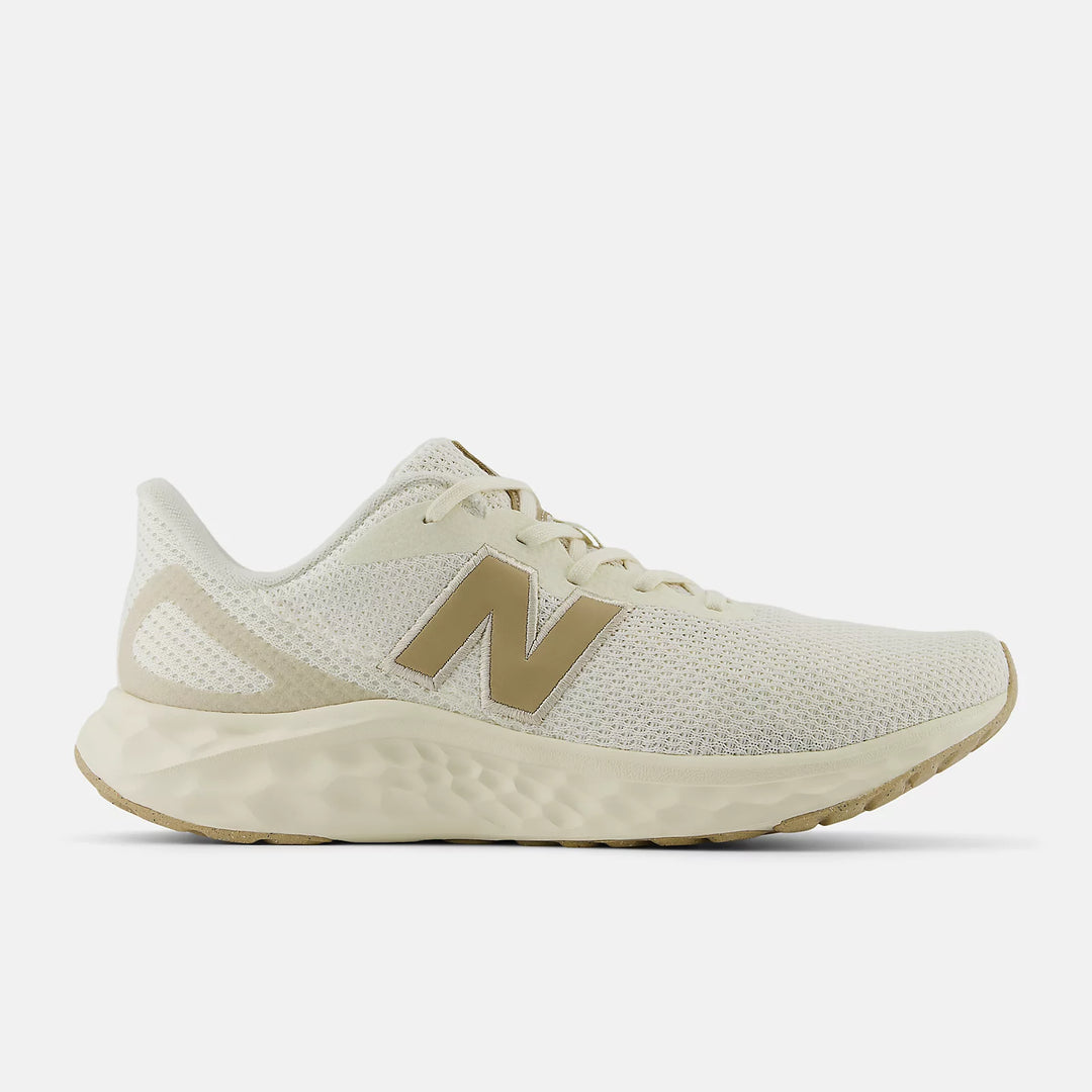 New Balance  608v5