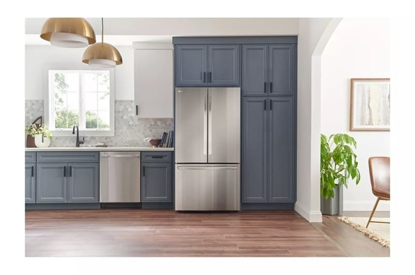 LG LRFLC2706S 27 cu. ft. Smart Counter-Depth MAX™ French Door Refrigerator