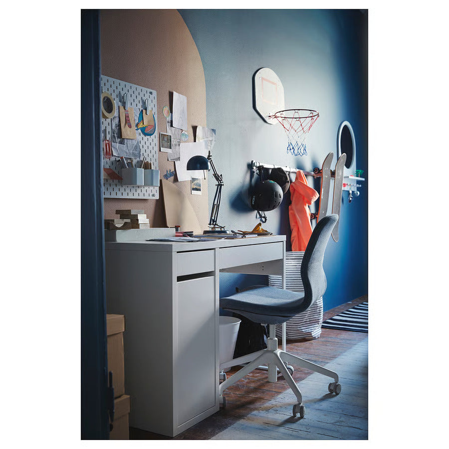 IKEA MICKE Desk, 41 3/8x19 5/8 "