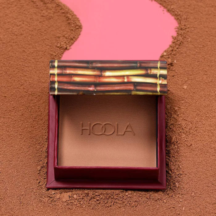 Benefit Cosmetics  Hoola Matte Powder Bronzer