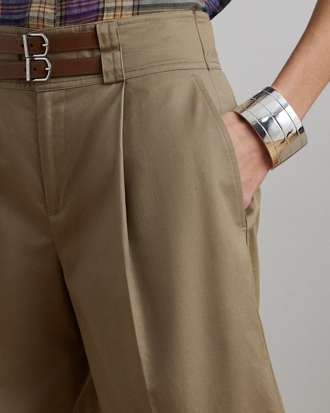 Ralph Lauren Buckle-Trim Pleated Cotton Twill Short