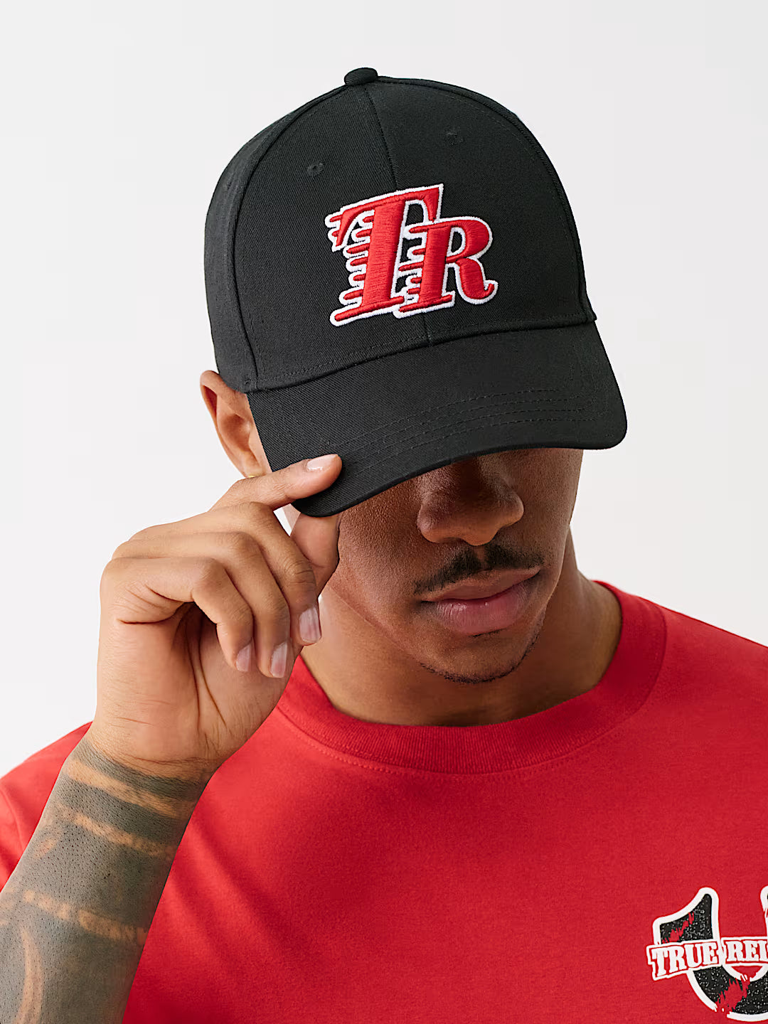 TRUE RELIGION EMBROIDERED TR BASEBALL HAT