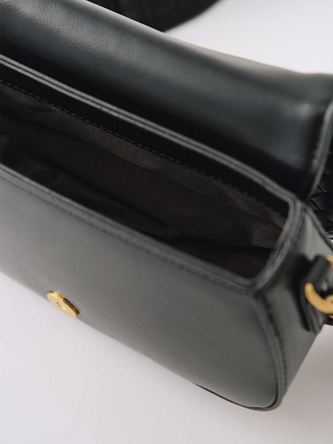 TRUE RELIGION NEW MARKDOWN WOVEN CROSSBODY BAG